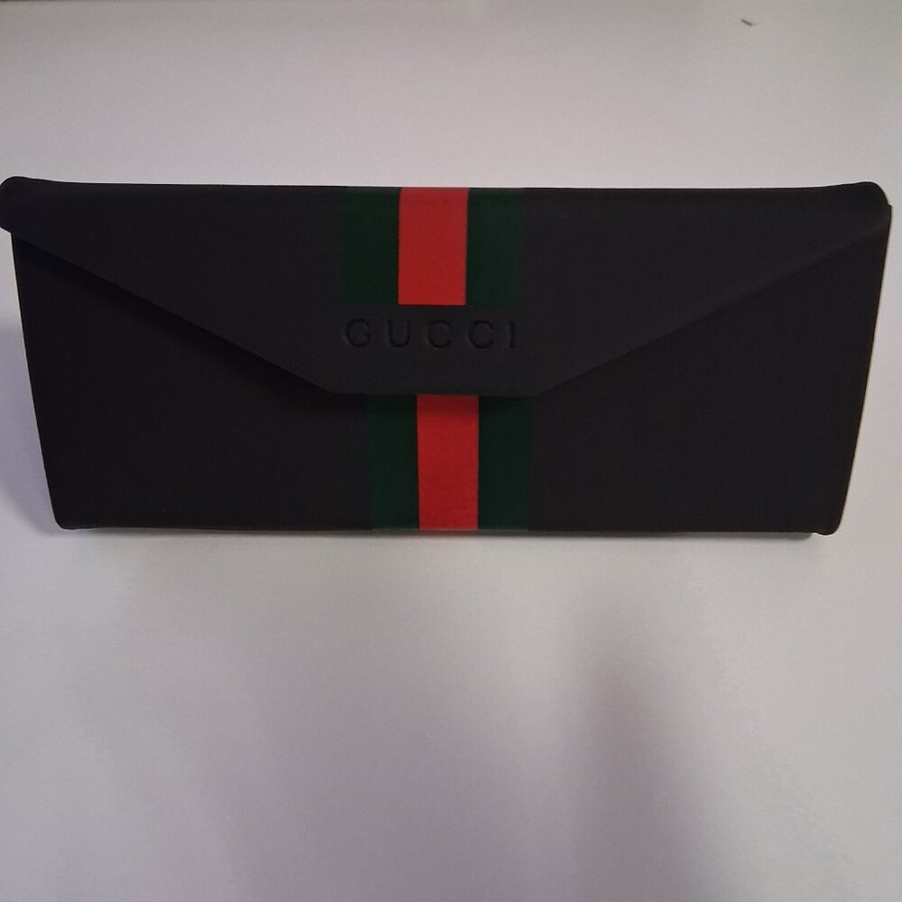 Gucci Foldable Sunglasses Case – Brand New with Cloth - Picture 7 of 11